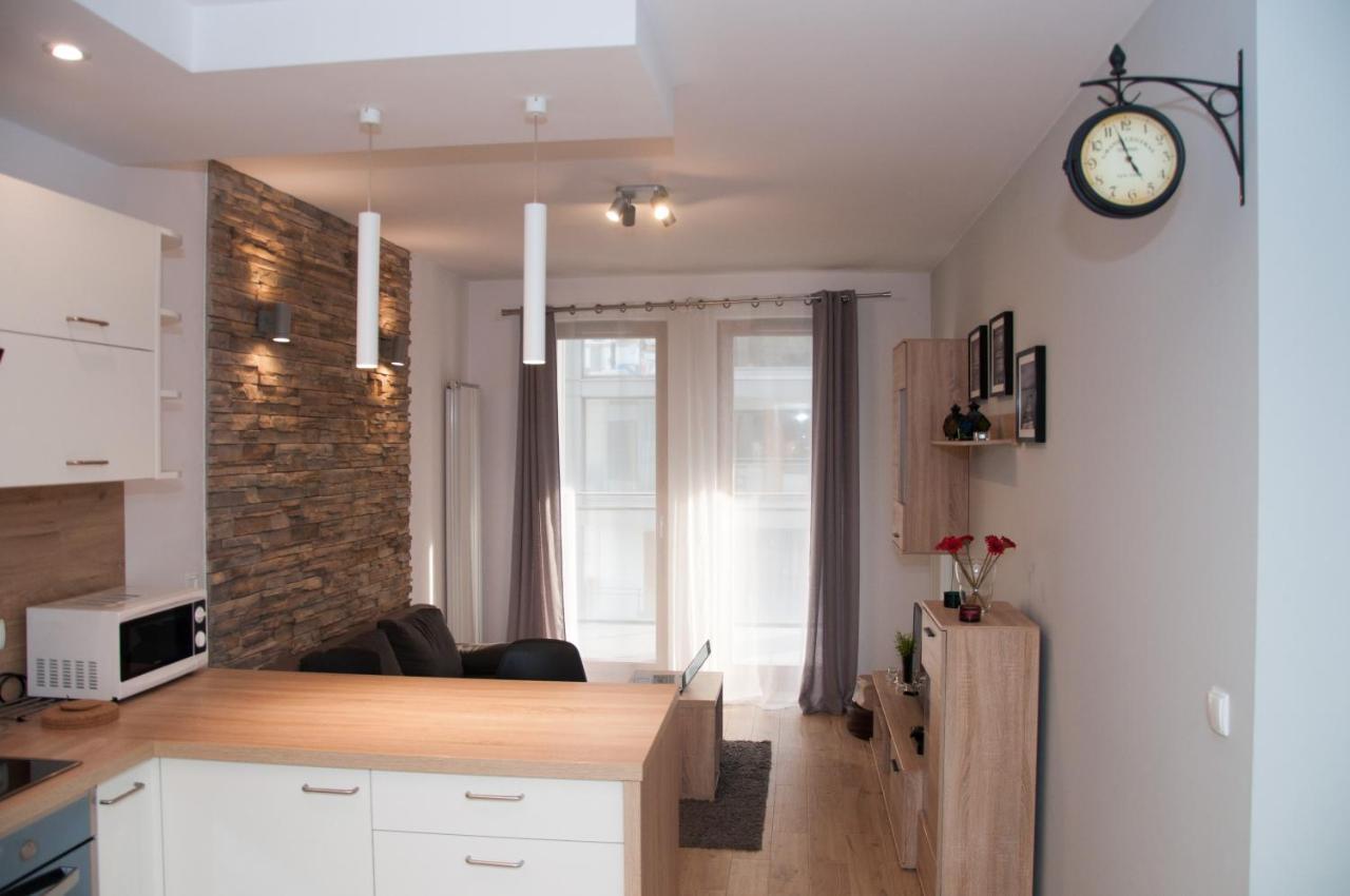 Apartament Obrzezna 3 Deluxe Warsaw